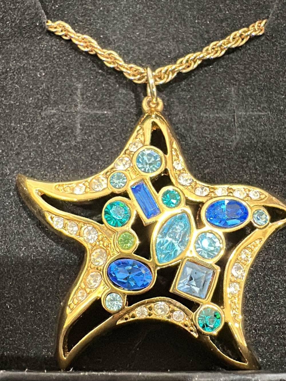 Swarovski starfish necklace